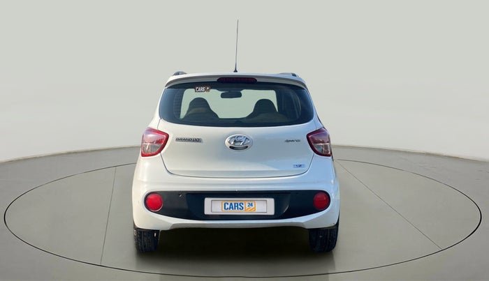 2019 Hyundai Grand i10 SPORTZ AT 1.2 KAPPA VTVT, Petrol, Automatic, 38,782 km, Back/Rear