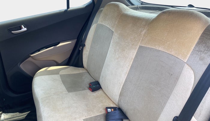 2019 Hyundai Grand i10 SPORTZ AT 1.2 KAPPA VTVT, Petrol, Automatic, 38,782 km, Right Side Rear Door Cabin