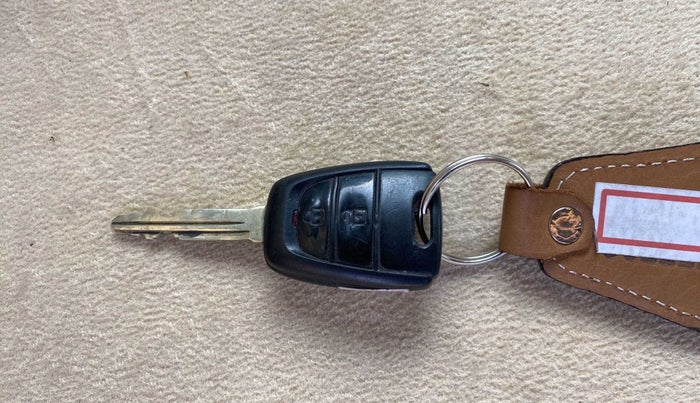 2019 Hyundai Grand i10 SPORTZ AT 1.2 KAPPA VTVT, Petrol, Automatic, 38,782 km, Key Close Up