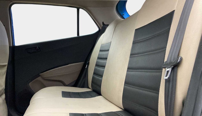 2018 Hyundai Grand i10 MAGNA 1.2 KAPPA VTVT, Petrol, Manual, 41,482 km, Right Side Rear Door Cabin