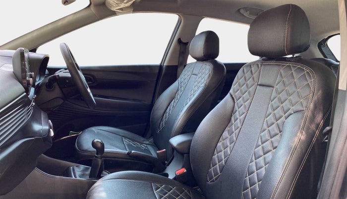 2021 Hyundai NEW I20 SPORTZ 1.2 MT, Petrol, Manual, 27,187 km, Right Side Front Door Cabin