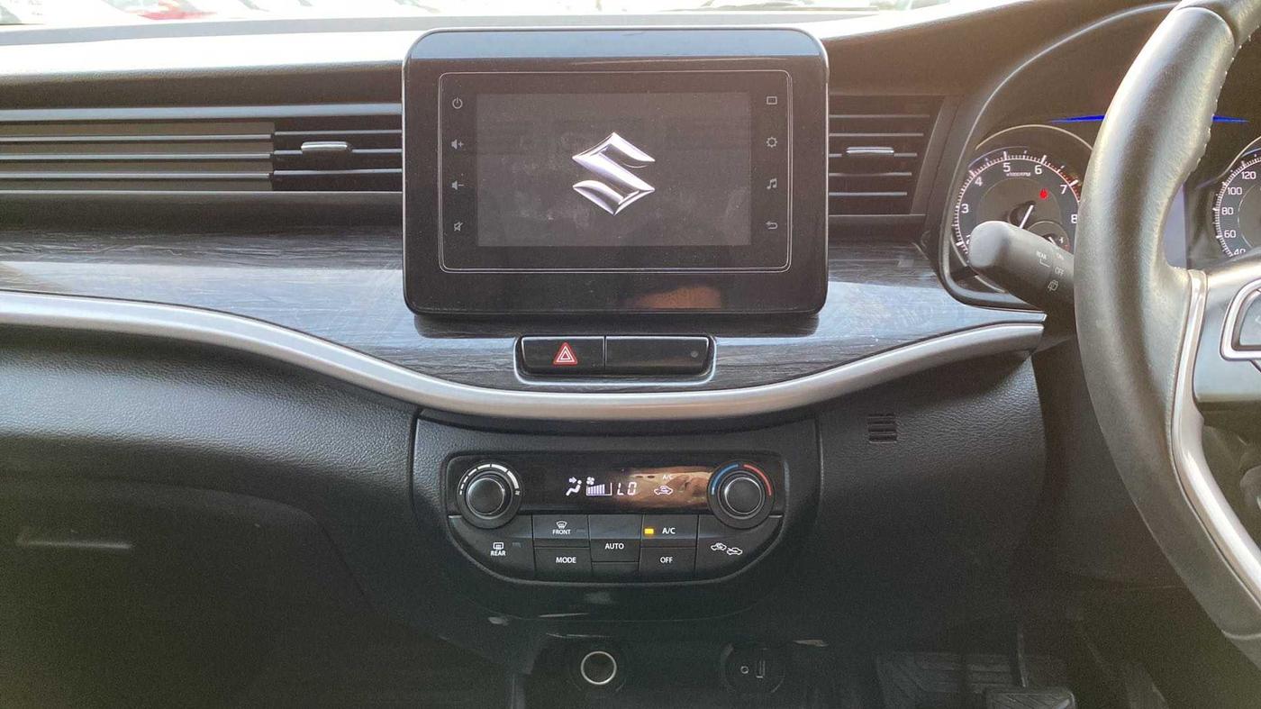 2019 Maruti XL6 ALPHA AT, Petrol, Automatic, 60,292 km, Air Conditioner