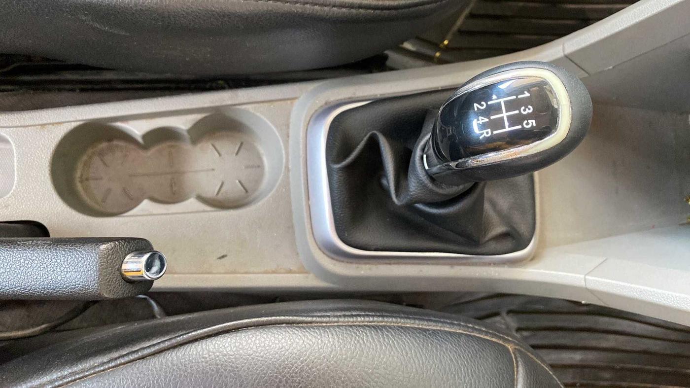 2017 Tata Tiago XZ PETROL, Petrol, Manual, 79,180 km, Gear Lever