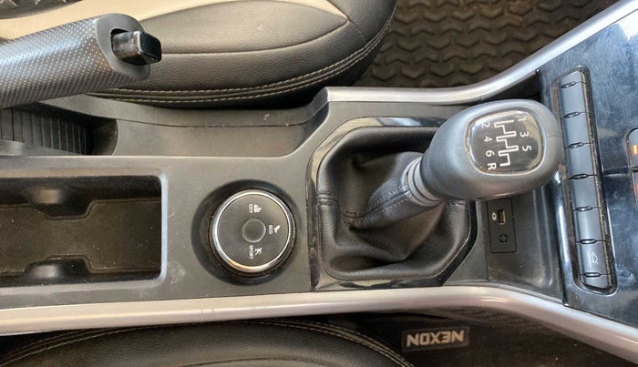 2022 Tata NEXON XM SUNROOF PETROL, Petrol, Manual, 41,758 km, Gear Lever