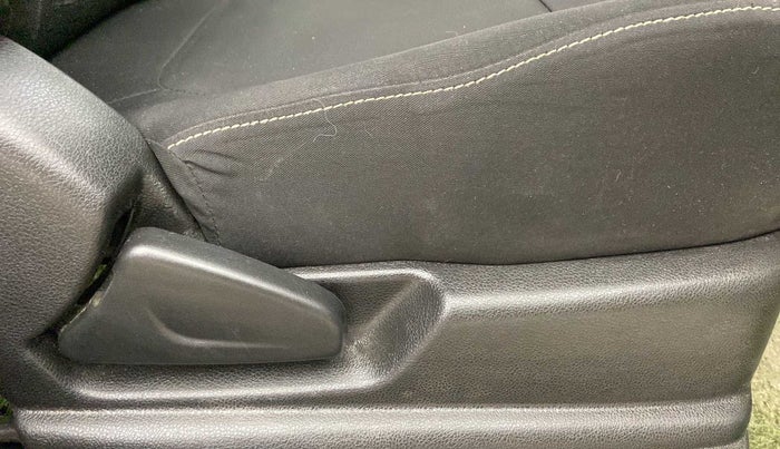 2021 Renault Kwid RXL, Petrol, Manual, 51,750 km, Driver Side Adjustment Panel