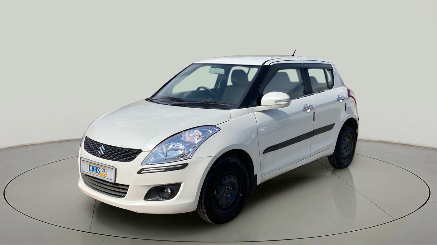 2014 Maruti Swift VXI, CNG, Manual, 32,402 km, Left Front Diagonal