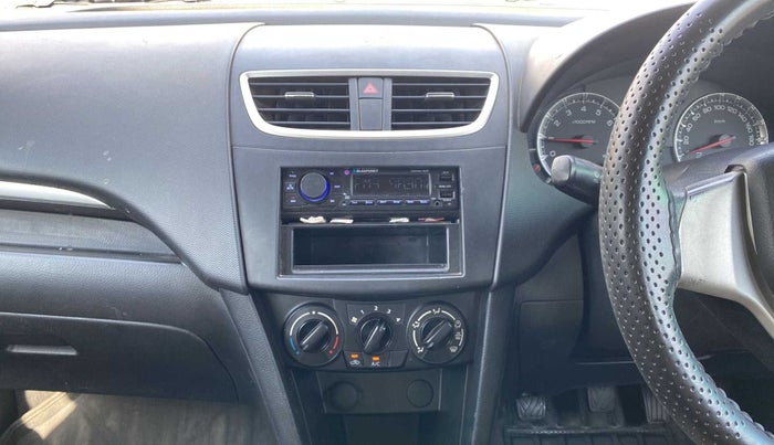 2014 Maruti Swift VXI, Petrol, Manual, 32,402 km, Air Conditioner