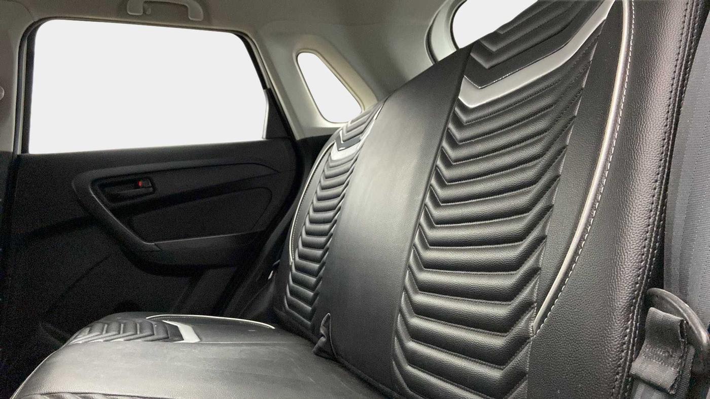 2021 Maruti Vitara Brezza LXI, Petrol, Manual, 24,672 km, Right Side Rear Door Cabin