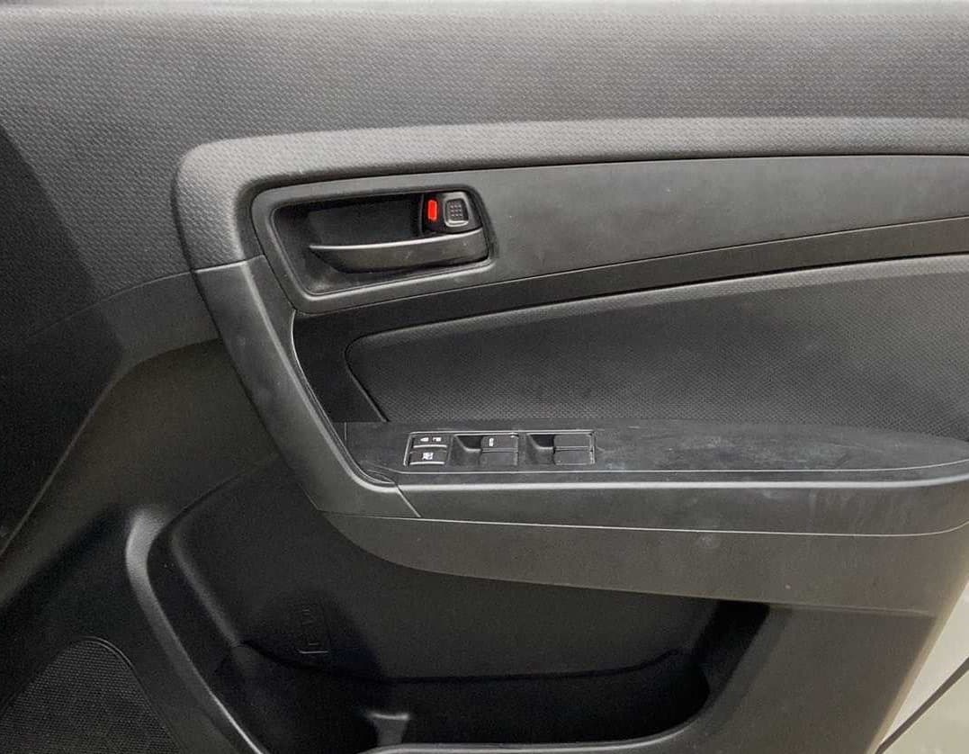 2021 Maruti Vitara Brezza LXI, Petrol, Manual, 24,672 km, Driver Side Door Panels Control