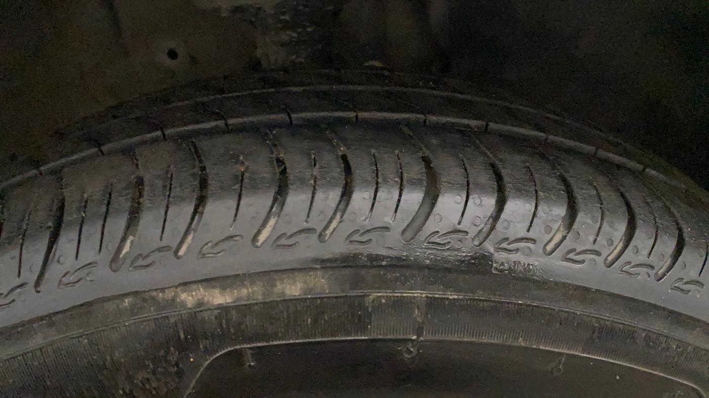 2024 Maruti New Wagon-R VXI CNG 1.0, CNG, Manual, 30,123 km, Right Front Tyre Tread