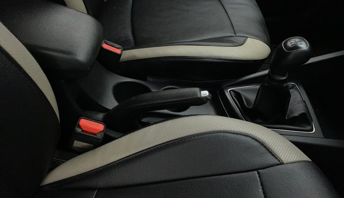 2016 Hyundai Elite i20 SPORTZ 1.2, Petrol, Manual, 34,864 km, Gear Lever