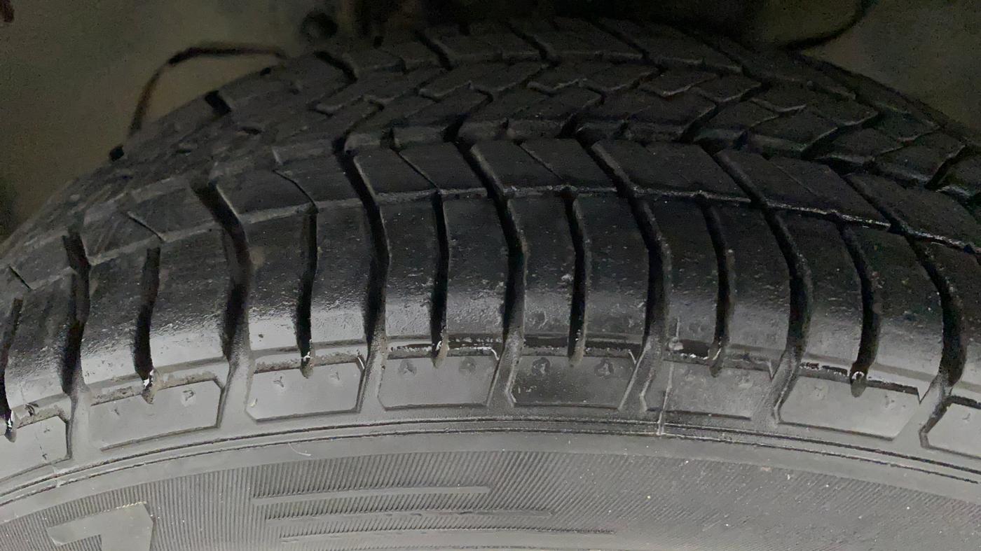 2017 Tata Tiago XZ PETROL, Petrol, Manual, 38,722 km, Left Front Tyre Tread