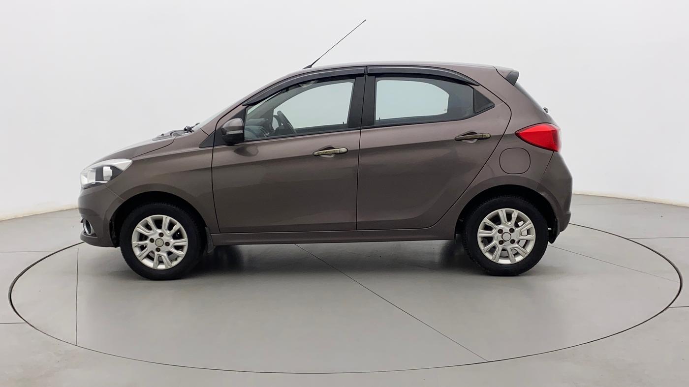 2017 Tata Tiago XZ PETROL, Petrol, Manual, 38,722 km, Left Side