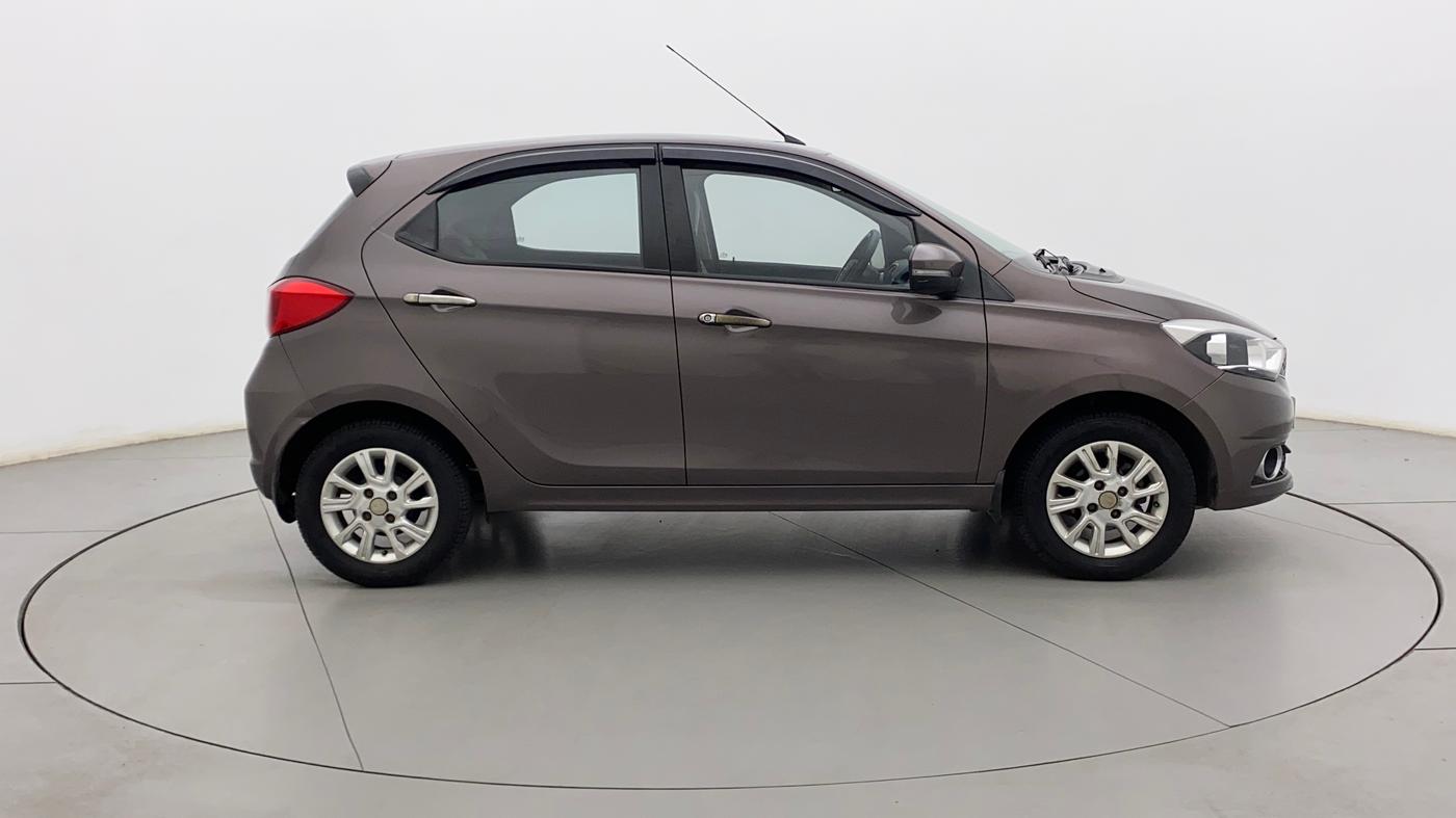 2017 Tata Tiago XZ PETROL, Petrol, Manual, 38,722 km, Right Side View
