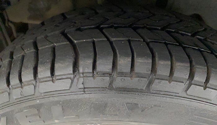 2017 Tata Tiago XZ PETROL, Petrol, Manual, 38,722 km, Right Rear Tyre Tread