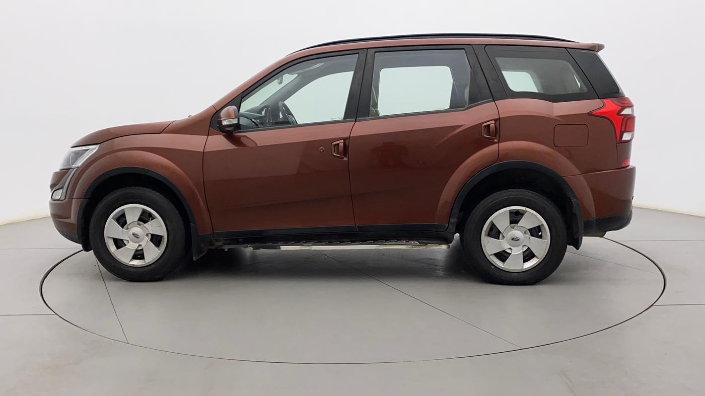 2019 Mahindra XUV500 W7, Diesel, Manual, 1,09,163 km, Left Side