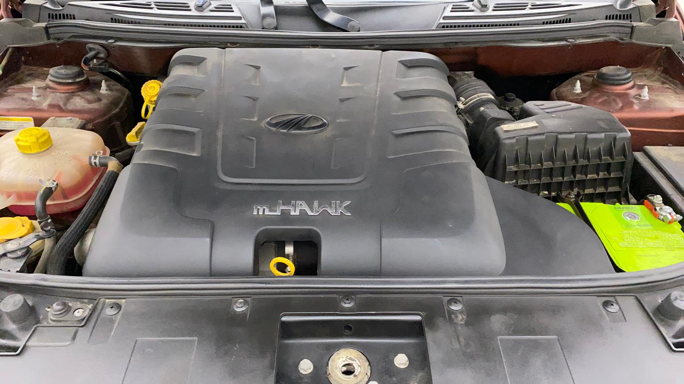 2019 Mahindra XUV500 W7, Diesel, Manual, 1,09,163 km, Open Bonet