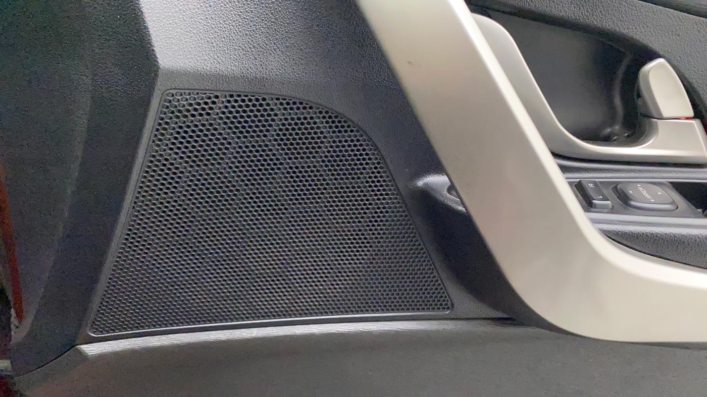 2019 Mahindra XUV500 W7, Diesel, Manual, 1,09,163 km, Speaker