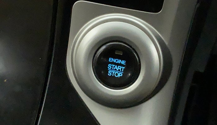2019 Mahindra XUV500 W7, Diesel, Manual, 1,09,163 km, Keyless Start/ Stop Button
