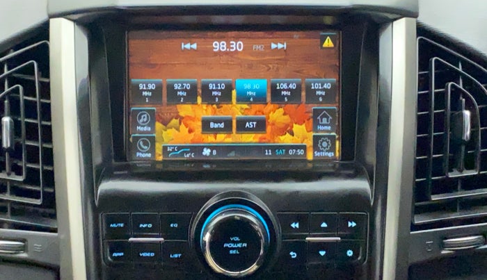2019 Mahindra XUV500 W7, Diesel, Manual, 1,09,163 km, Infotainment System