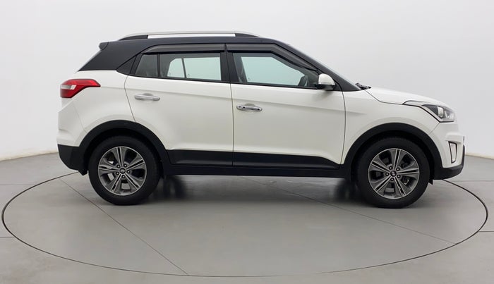 2017 Hyundai Creta SX PLUS AT 1.6 PETROL, Petrol, Automatic, 88,717 km, Right Side View