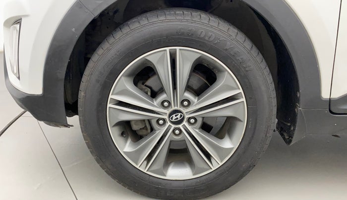 2017 Hyundai Creta SX PLUS AT 1.6 PETROL, Petrol, Automatic, 88,717 km, Left Front Wheel
