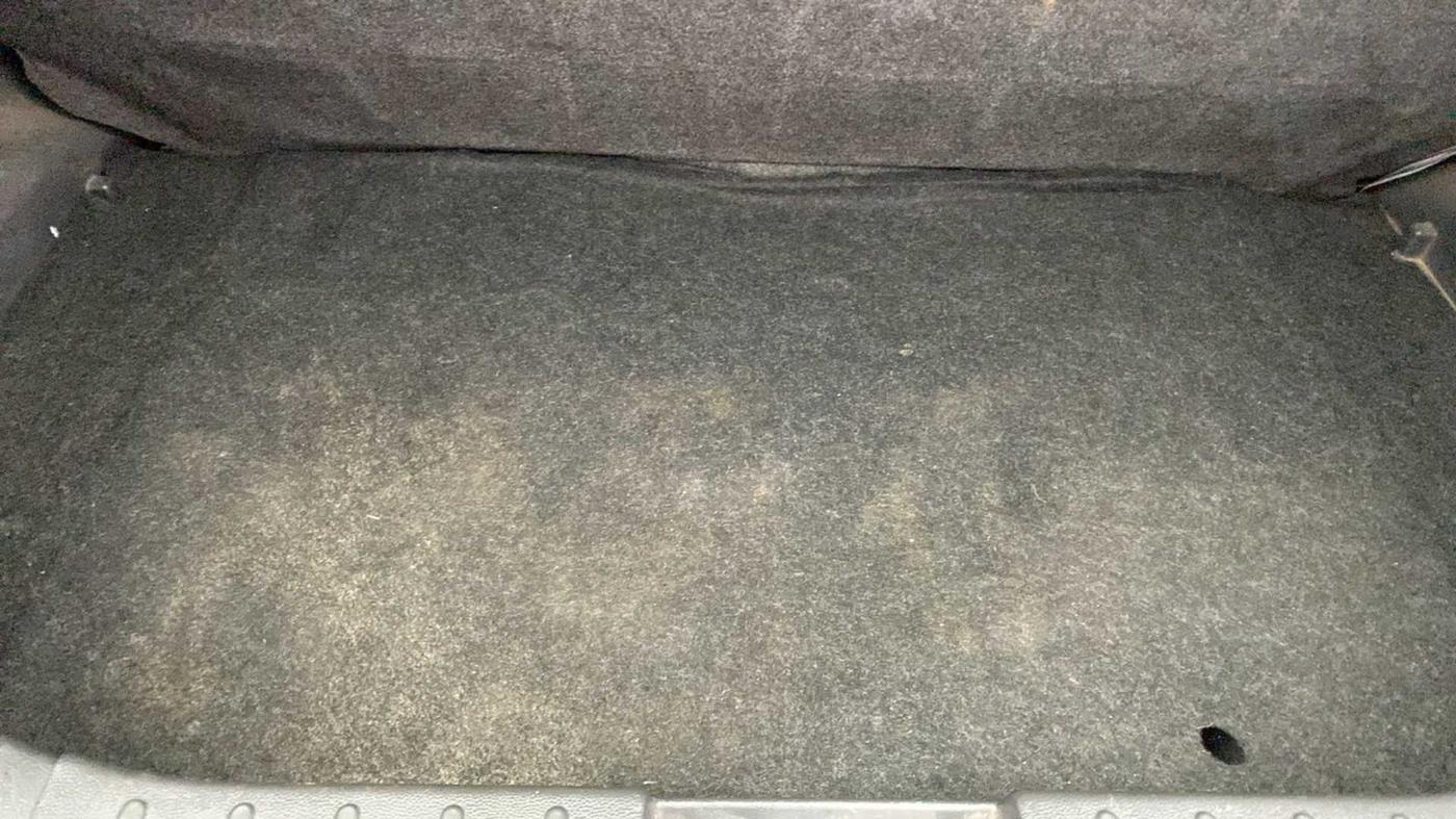 2018 Maruti Alto 800 LXI, Petrol, Manual, 76,182 km, Boot Inside