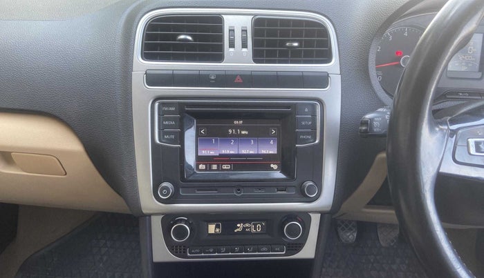 2016 Volkswagen Ameo HIGHLINE1.2L, Petrol, Manual, 72,396 km, Air Conditioner