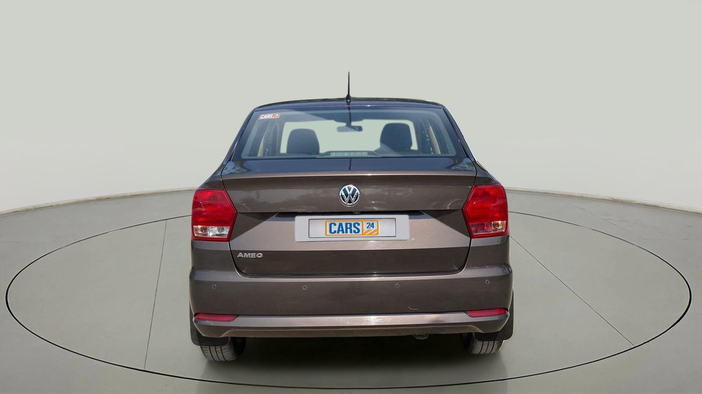 2016 Volkswagen Ameo HIGHLINE1.2L, Petrol, Manual, 72,396 km, Back/Rear