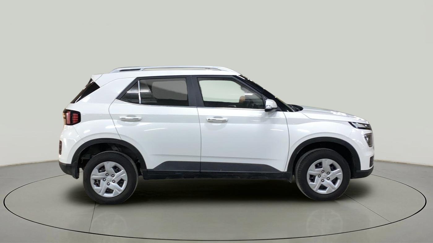 2022 Hyundai VENUE S(O) 1.2, Petrol, Manual, 10,208 km, Right Side View