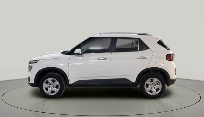 2022 Hyundai VENUE S(O) 1.2, Petrol, Manual, 10,208 km, Left Side