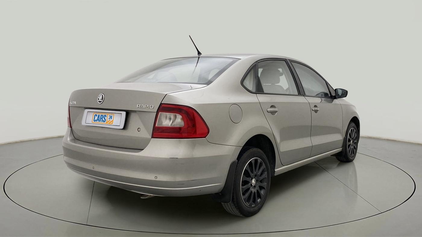 2016 Skoda Rapid 1.5 TDI CR STYLE PLUS AT, Diesel, Automatic, 92,223 km, Right Back Diagonal