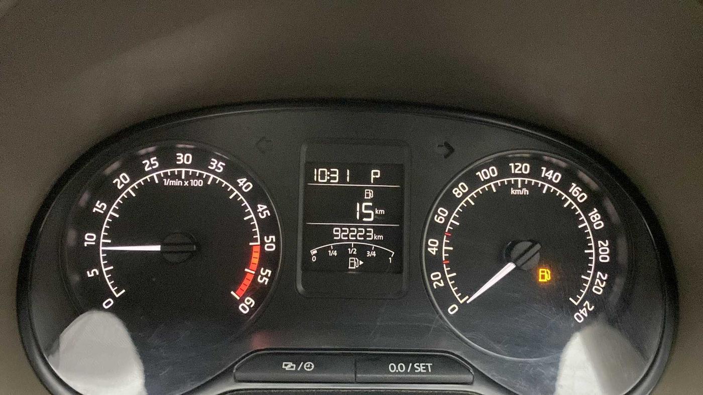 2016 Skoda Rapid 1.5 TDI CR STYLE PLUS AT, Diesel, Automatic, 92,223 km, Odometer Image