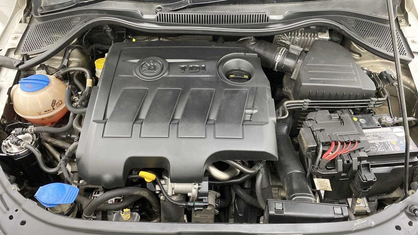 2016 Skoda Rapid 1.5 TDI CR STYLE PLUS AT, Diesel, Automatic, 92,223 km, Open Bonet