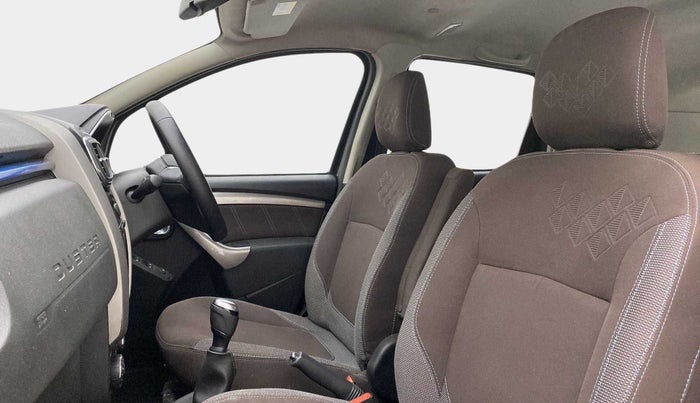 2020 Renault Duster RXZ 1.5 PETROL MT, Petrol, Manual, 41,619 km, Right Side Front Door Cabin