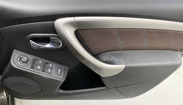 2020 Renault Duster RXZ 1.5 PETROL MT, Petrol, Manual, 41,619 km, Driver Side Door Panels Control