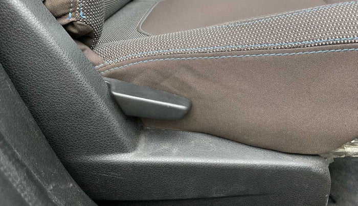 2020 Renault Duster RXZ 1.5 PETROL MT, Petrol, Manual, 41,619 km, Driver Side Adjustment Panel