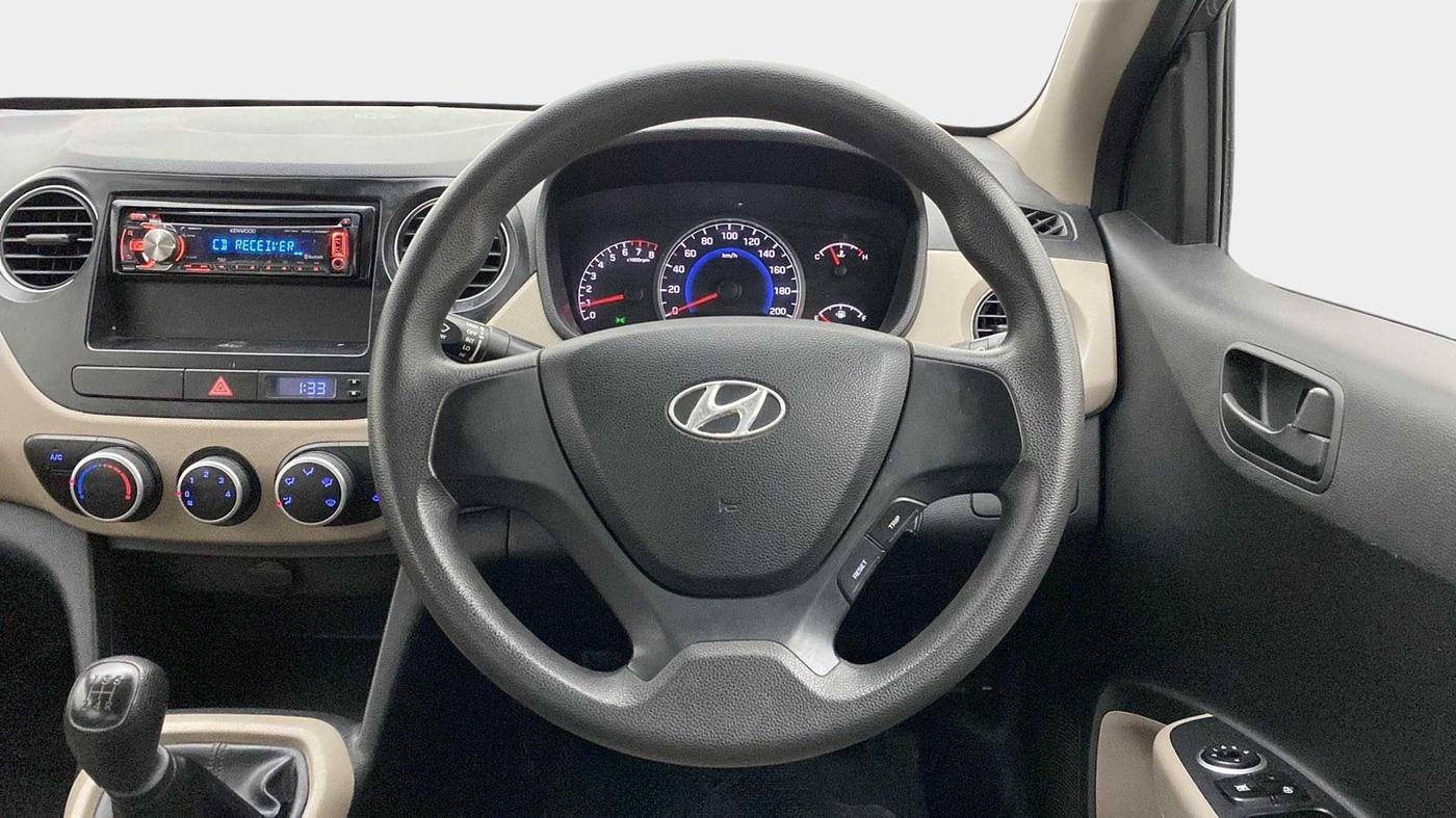 2014 Hyundai Grand i10 MAGNA 1.2 KAPPA VTVT, Petrol, Manual, 37,880 km, Steering Wheel Close Up