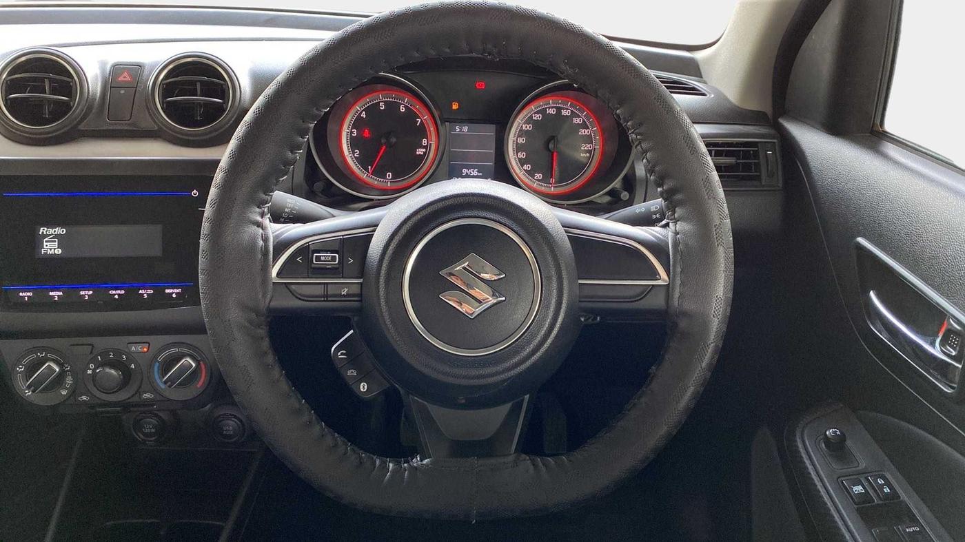 2021 Maruti Swift VXI, Petrol, Manual, 9,454 km, Steering Wheel Close Up