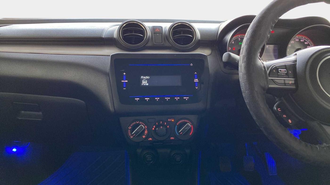 2021 Maruti Swift VXI, Petrol, Manual, 9,454 km, Air Conditioner