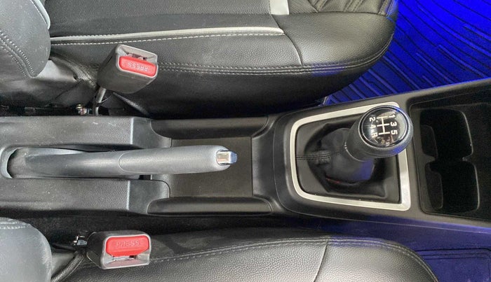 2021 Maruti Swift VXI, Petrol, Manual, 9,454 km, Gear Lever