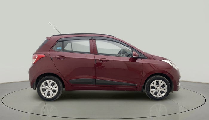 2015 Hyundai Grand i10 SPORTZ 1.2 KAPPA VTVT, Petrol, Manual, 41,548 km, Right Side View
