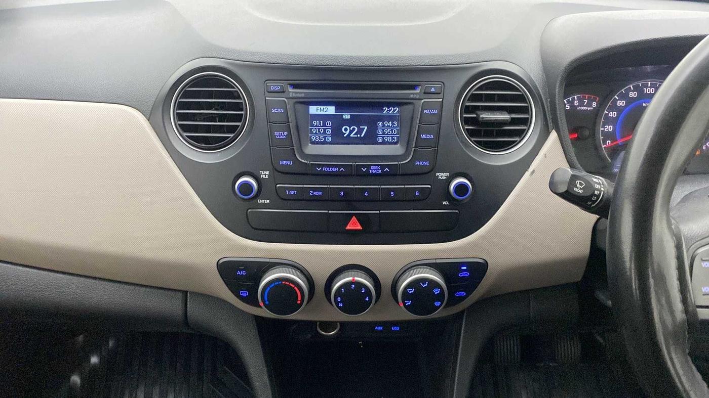 2015 Hyundai Grand i10 SPORTZ 1.2 KAPPA VTVT, Petrol, Manual, 41,548 km, Air Conditioner