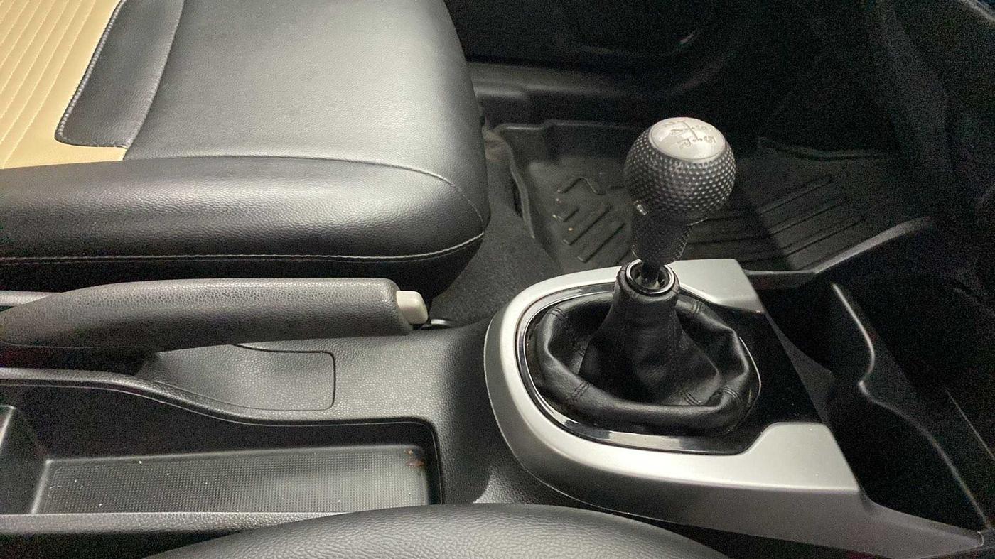 2017 Honda Jazz 1.2L I-VTEC SV, Petrol, Manual, 28,333 km, Gear Lever