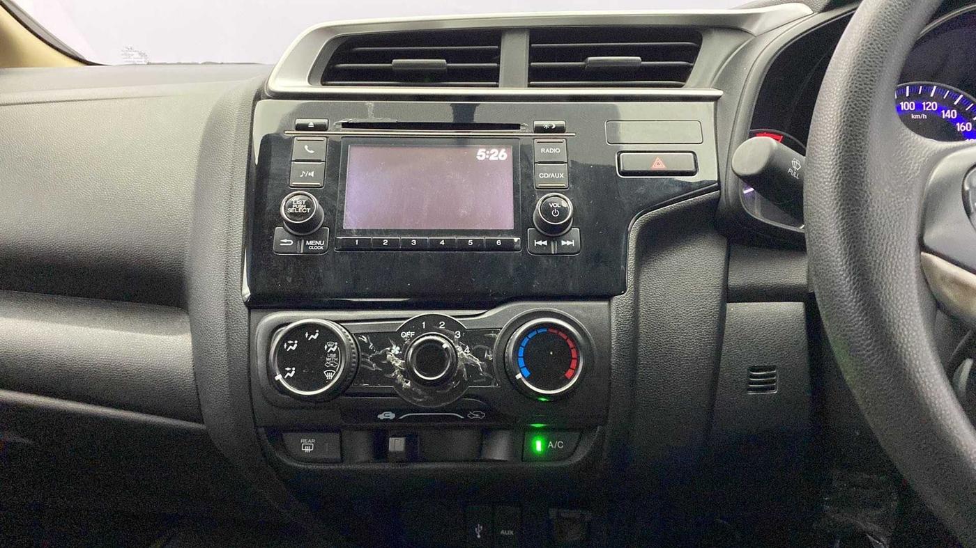 2017 Honda Jazz 1.2L I-VTEC SV, Petrol, Manual, 28,333 km, Air Conditioner