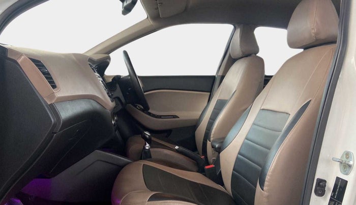 2014 Hyundai Elite i20 SPORTZ 1.2 (O), Petrol, Manual, 91,801 km, Right Side Front Door Cabin