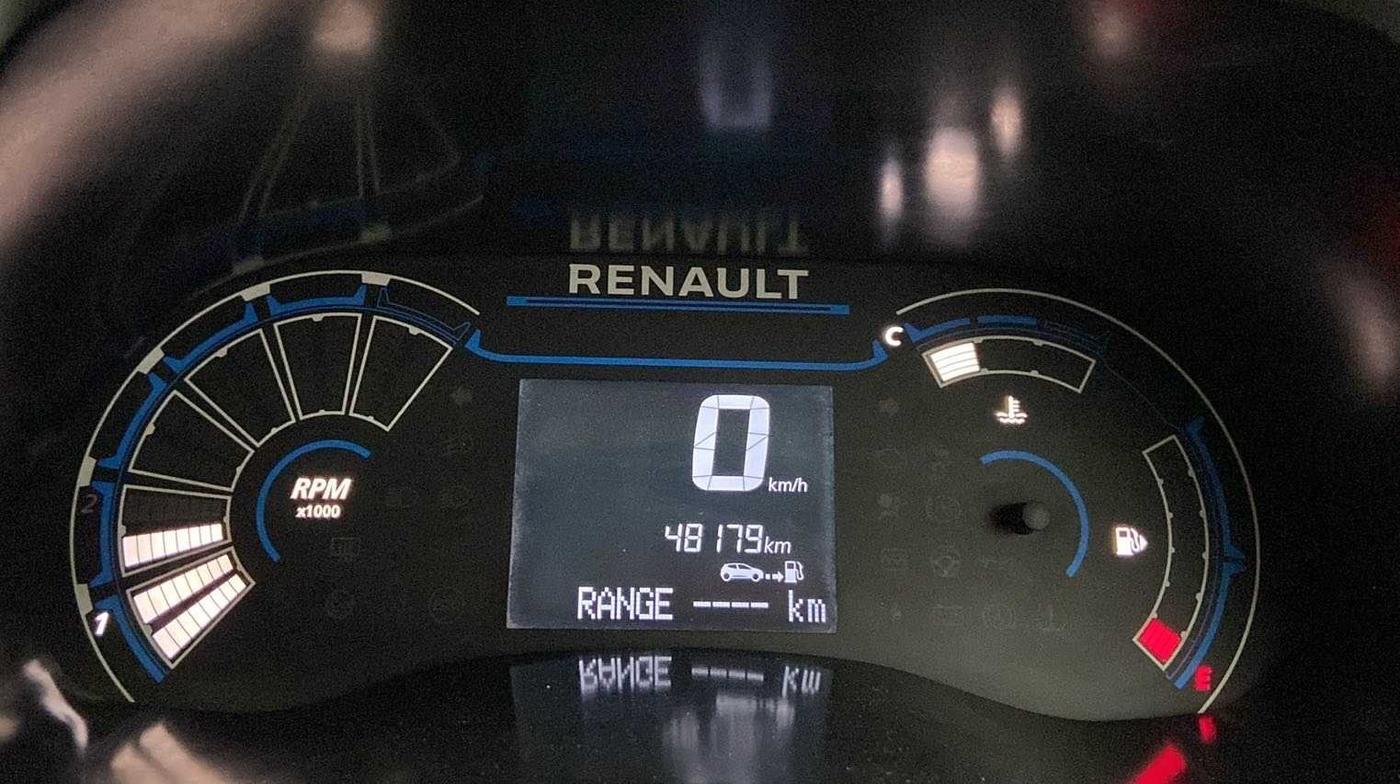 2020 Renault TRIBER RXZ, Petrol, Manual, 48,169 km, Odometer Image