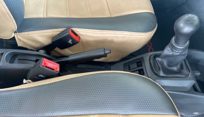 2016 Maruti Alto 800 LXI, Petrol, Manual, 35,806 km, Gear Lever