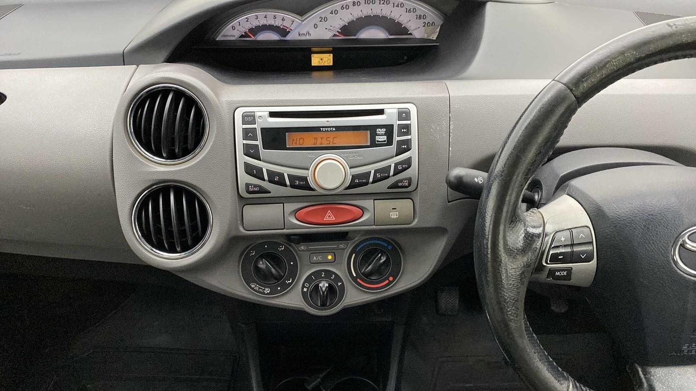 2011 Toyota Etios VX, Petrol, Manual, 92,271 km, Air Conditioner