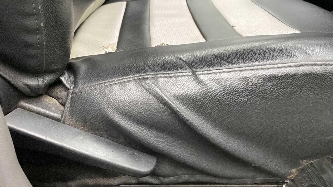 2011 Toyota Etios VX, Petrol, Manual, 92,271 km, Driver Side Adjustment Panel
